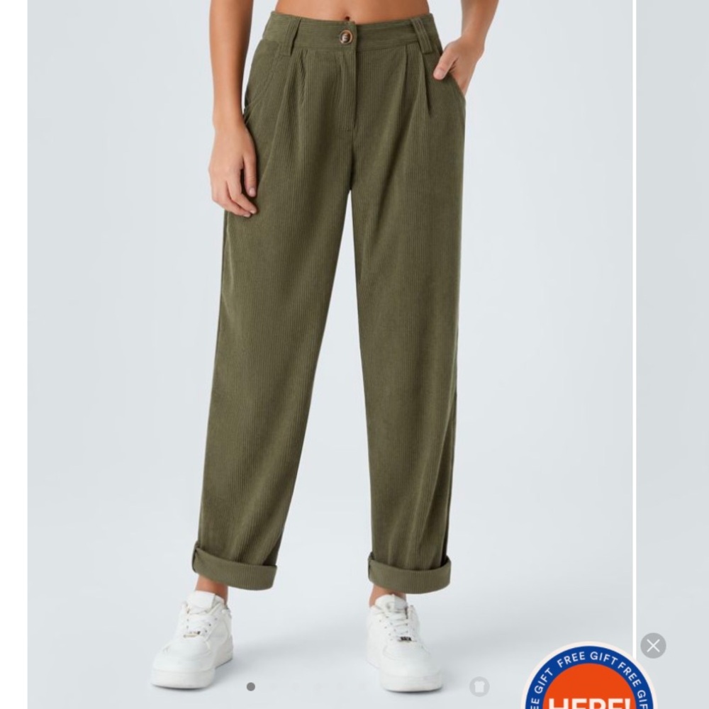 Cute green corduroy trousers